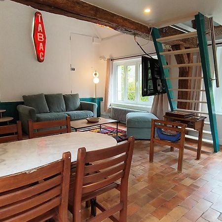 Bed and Breakfast Le Grand Barrois Crecy-la-Chapelle Екстер'єр фото