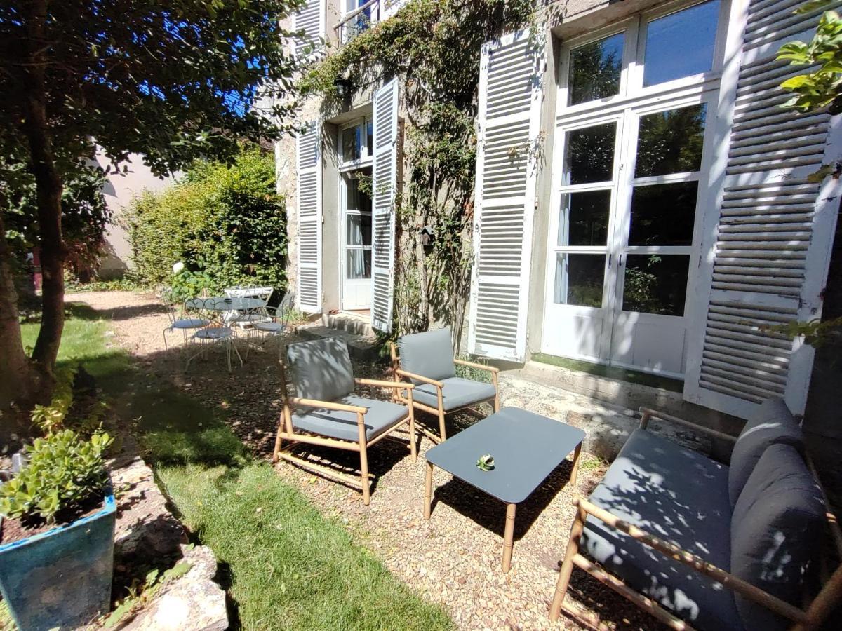 Bed and Breakfast Le Grand Barrois Crecy-la-Chapelle Екстер'єр фото
